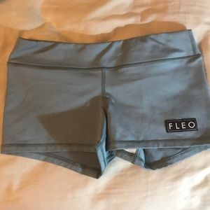 FLEO gently used 3.25” shorts